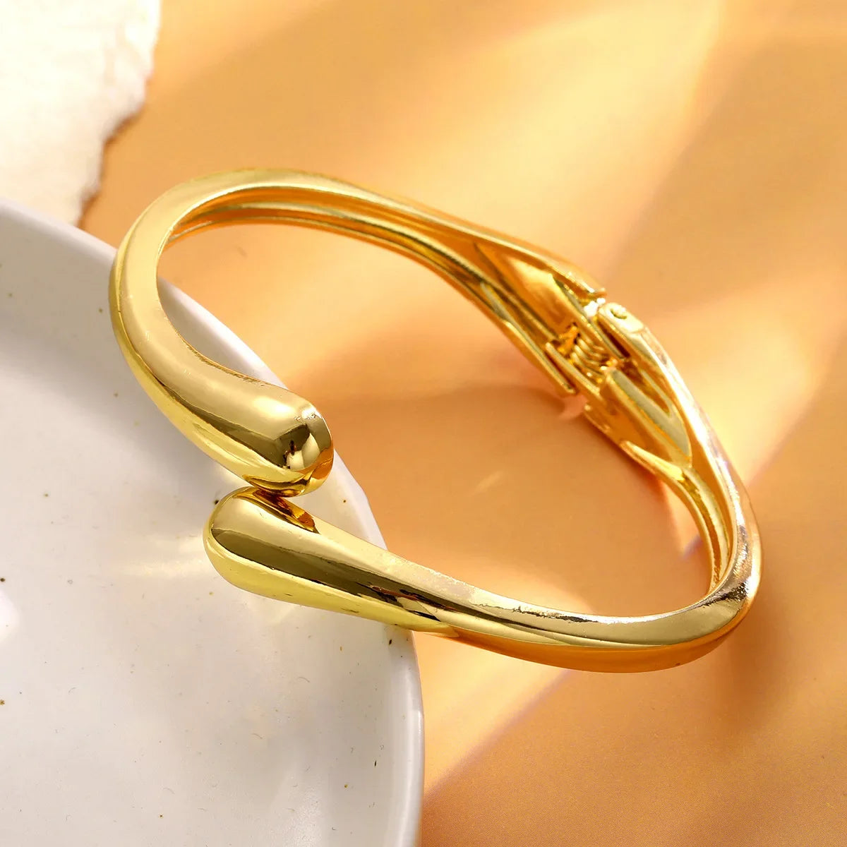 Simple Teardrop Shaped Bangle For Women And Teens Creative Gold And Silver Color Adjustable Cuff Open Bracelet Girls Fashion Jewelry