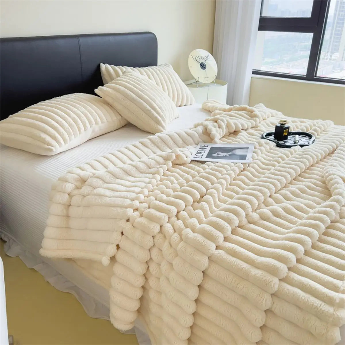 Solid color thickened wide striped multifunctional blanket, can be used as bed sheet cover blanket, nap blanket, pet blanket. Brings family's together with the softness and warmth.